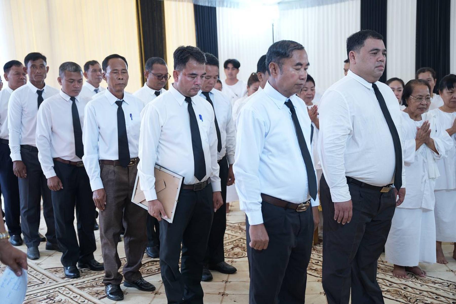 លោក នៅ សំដារ៉ារិទ្ធ អញ្ជើញគោរពវិញ្ញាណក្ខន្ធសព ឯកឧត្តម ឧត្តមសេនីយ៍ឯក ច័ន្ទ លំផាត់