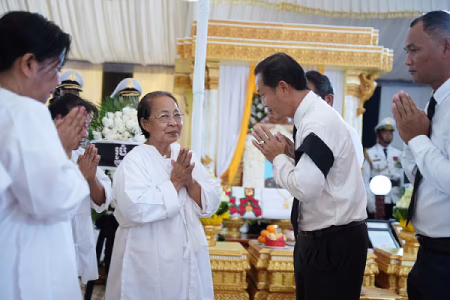 លោក លី រដ្ឋា បានដឹកនាំគណៈប្រតិភូអញ្ជើញគោរពវិញ្ញាណក្ខន្ធសព ឯកឧត្តម ឧត្តមសេនីយ៍ឯក ច័ន្ទ លំផាត់ - Image 9