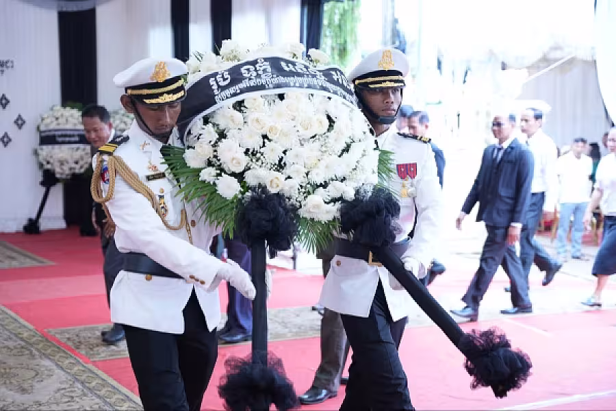 លោក អ៊ុត អុល អញ្ជើញគោរពវិញ្ញាណក្ខន្ធសព ឯកឧត្តម ឧត្តមសេនីយ៍ឯក ច័ន្ទ លំផាត់ - Image 8