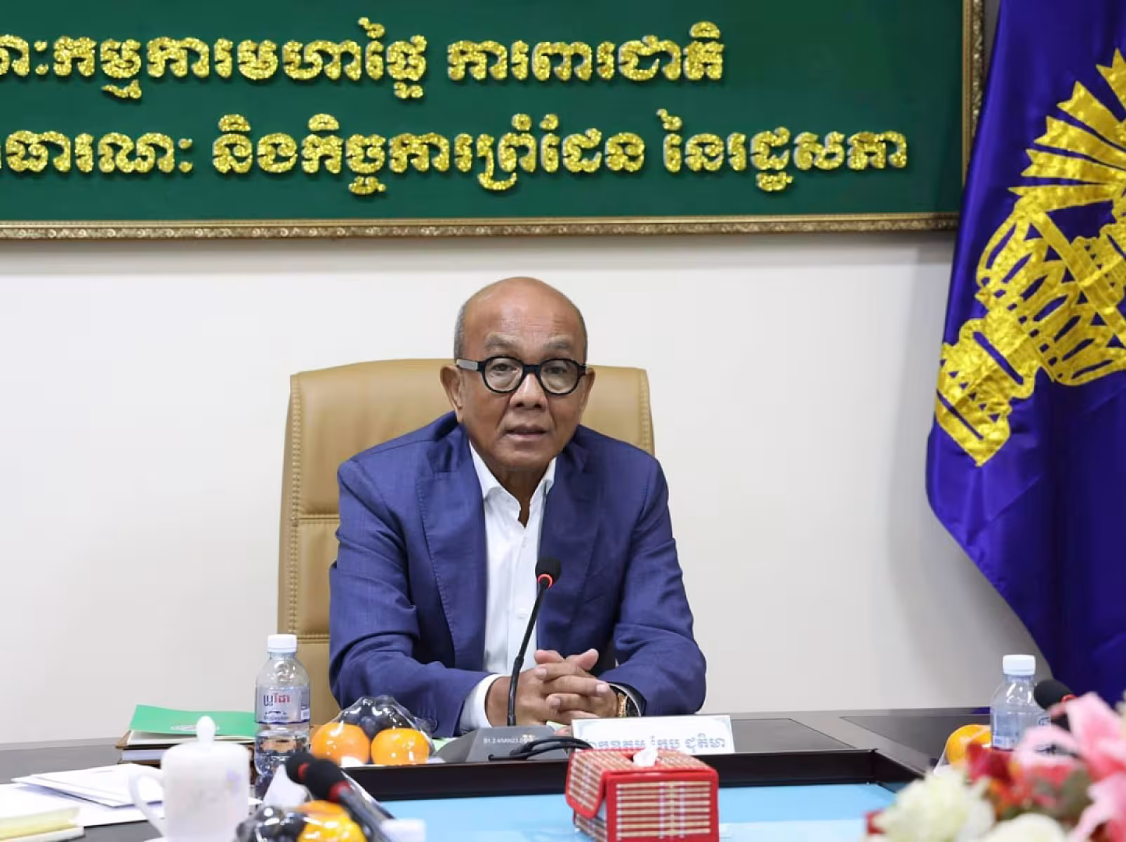 ឯកឧត្ដម កែប ជុបតិមា ប្រធានគណៈកម្មការមហាផ្ទៃ ការពារជាតិ មុខងារសាធារណៈ និងកិច្ចការព្រំដែន នៃរដ្ឋសភា ឧបត្ថម្ភថវិកាចំនួន ២,០០០,០០០៛ (ពីរលានរៀល) ដើម្បីរៀបចំមហាសន្និបាតវិសាមញ្ញតំណាងសមាគមអតីតយុទ្ធជនកម្ពុជាទូទាំងប្រទេស