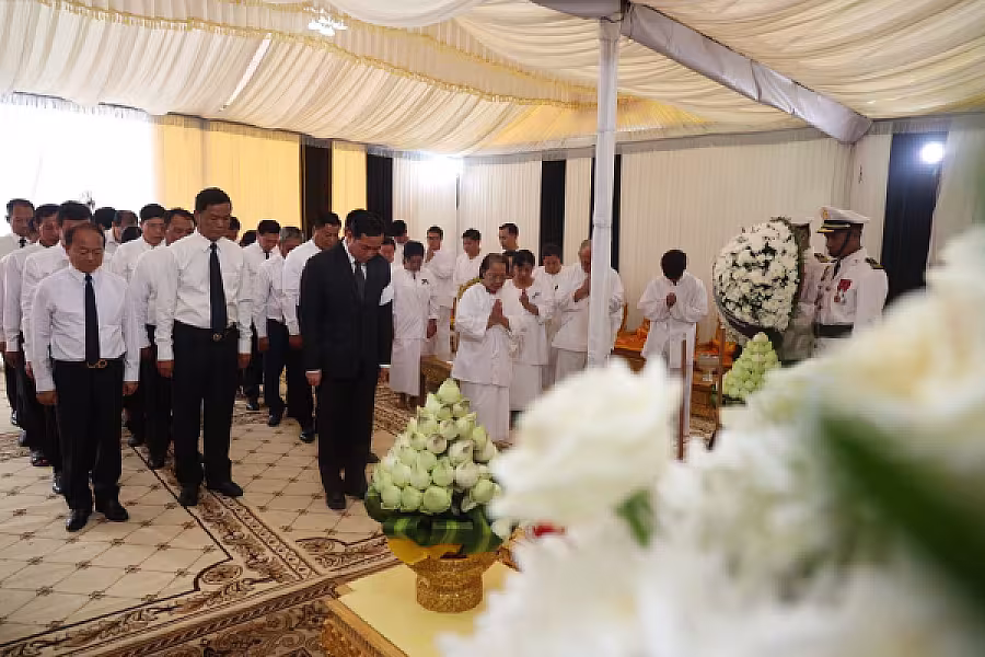 ឯកឧត្តម អ៊ុន ចាន់ដា អញ្ជើញគោរពវិញ្ញាណក្ខន្ធសព ឯកឧត្តម ឧត្តមសេនីយ៍ឯក ច័ន្ទ លំផាត់ - Image 4