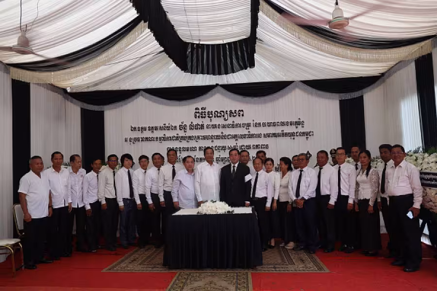 ឯកឧត្តម អ៊ុន ចាន់ដា អញ្ជើញគោរពវិញ្ញាណក្ខន្ធសព ឯកឧត្តម ឧត្តមសេនីយ៍ឯក ច័ន្ទ លំផាត់ - Image 9