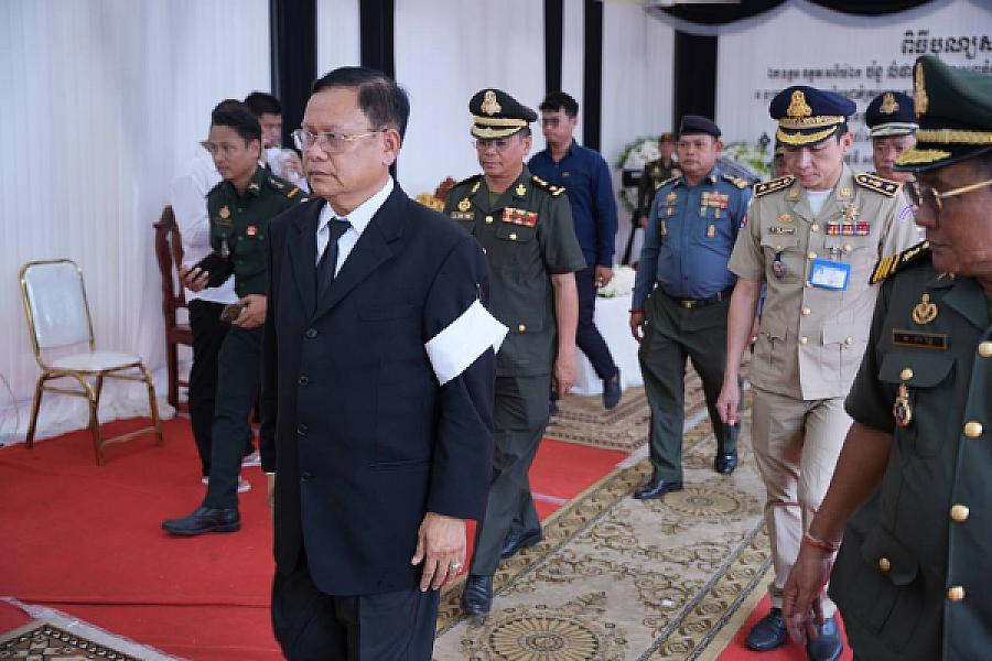 ឯកឧត្តម ខៀវ រិទ្ធិភ័ណ្ឌ អញ្ជើញគោរពវិញ្ញាណក្ខន្ធសព ឯកឧត្តម ឧត្តមសេនីយ៍ឯក ច័ន្ទ លំផាត់ - Image 3