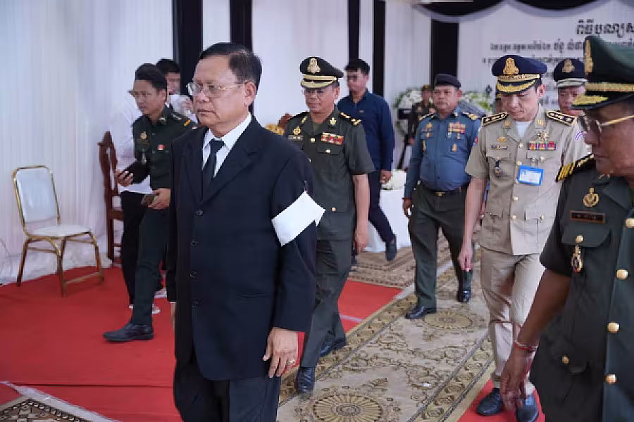 ឯកឧត្តម ខៀវ រិទ្ធិភ័ណ្ឌ អញ្ជើញគោរពវិញ្ញាណក្ខន្ធសព ឯកឧត្តម ឧត្តមសេនីយ៍ឯក ច័ន្ទ លំផាត់ - Image 3