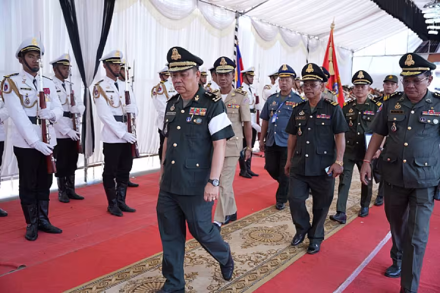 ឧត្តមសេនីយទោ សាន គឹមអឿន អញ្ជើញគោរពវិញ្ញាណក្ខន្ធសព ឯកឧត្តម ឧត្តមសេនីយ៍ឯក ច័ន្ទ លំផាត់ - Image 2