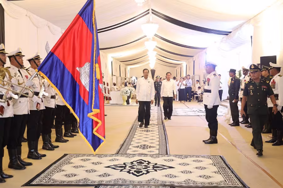 ឯកឧត្តមកិត្តិសង្គហបណ្ឌិត គន់ គីម អញ្ជើញគោរពវិញ្ញានក្ខន្ធសព ឯកឧត្តម នាយឧត្តមសេនីយ៍ ហេង បូរិន្ទ - Image 4