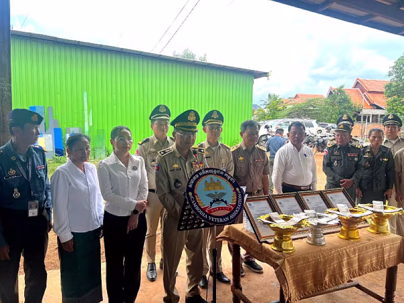 ស.អ.ក ខេត្តសៀមរាប នាំយកនូវថវិកាបេឡាមរណសង្គ្រោះជូនគ្រួសារសពអតីតយុទ្ធជន ចំនួន ០៩គ្រួសារ - Image 7