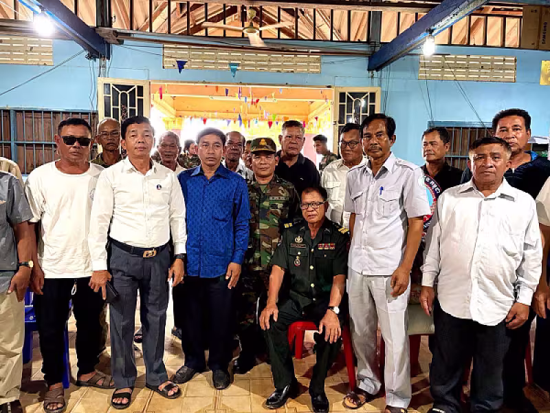 អតីតយុទ្ធជនស្រុកមណ្ឌលសីមា ចំនួន ២០នាក់ ដែលមានជីវភាពខ្វះខាត បានទទួលអំណោយពីសម្តេចធិបតី - Image 6