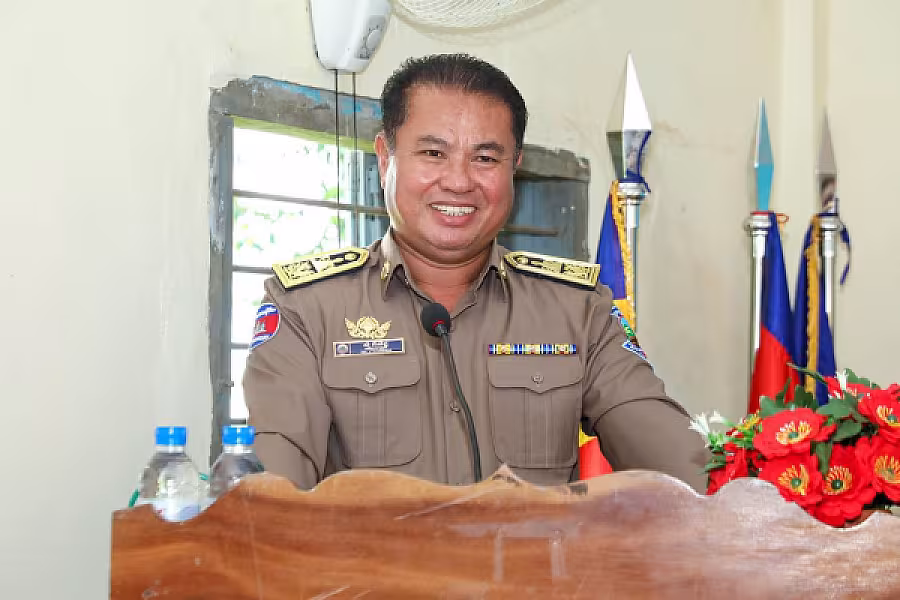 មន្ត្រីនគរបាលជាតិ និងនិវត្តជន ចំនួន ១៧នាក់ ក្នុងខេត្តកំពង់ចាម ទទួលបានអំណោយរបស់សម្ដេចធិបតី - Image 6