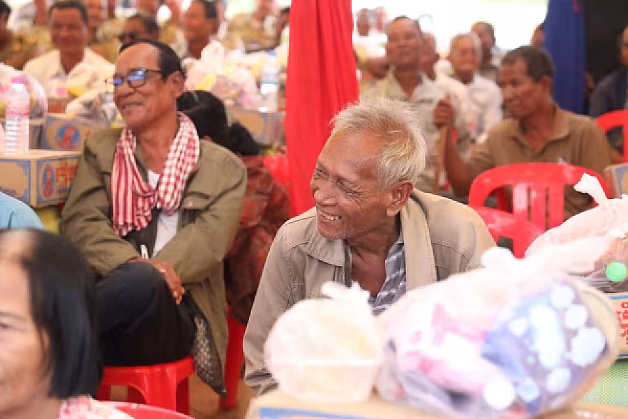 ឯកឧត្តមកិត្តិសង្គហបណ្ឌិត គន់ គីម អញ្ជើញសម្ពោធទីស្នាក់សមាគមអតីតយុទ្ធជនកម្ពុជាខេត្តកំពង់ធំ - Image 32