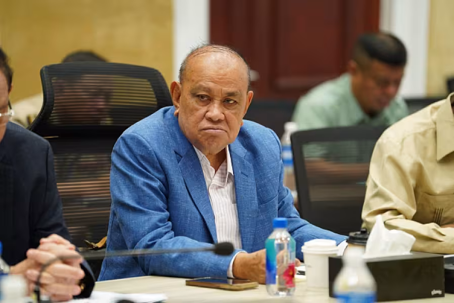 ឯកឧត្តមសន្តិបណ្ឌិត យូ ស៊ុនឡុង ដឹកនាំកិច្ចប្រជុំពិភាក្សាការងារការពារសន្តិសុខ រៀបចំមហាសន្និបាតវិសមញ្ញតំណាងសមាគមអតីតយុទ្ធជនកម្ពុជាទូទាំងប្រទេស - Image 6