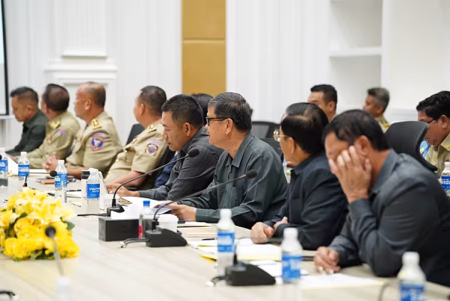 ឯកឧត្តមសន្តិបណ្ឌិត យូ ស៊ុនឡុង ដឹកនាំកិច្ចប្រជុំពិភាក្សាការងារការពារសន្តិសុខ រៀបចំមហាសន្និបាតវិសមញ្ញតំណាងសមាគមអតីតយុទ្ធជនកម្ពុជាទូទាំងប្រទេស - Image 16