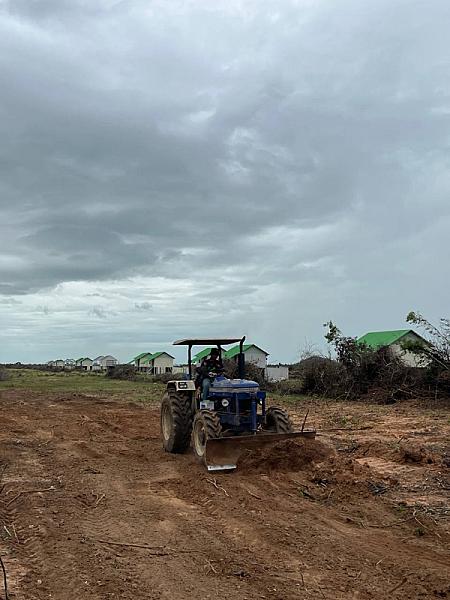 ស.អ.ក ខេត្តបាត់ដំបង ចុះពិនិត្យការងារធ្វើផ្លូវចូលទៅកាន់ផ្ទះអតីតយុទ្ធជនចំនួន ១៥០គ្រួសារ  - Image 5