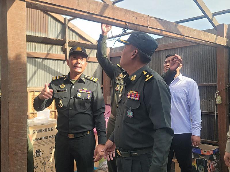 មេបញ្ជាការយោធភូមិភាគកណ្តាល នាំយកអំណោយជួយដល់អតីតយុទ្ធជនពិការក្នុងក្រុងតាខ្មៅ - Image 2