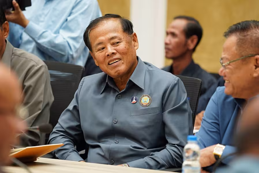 ឯកឧត្តម ទេសរដ្ឋមន្រ្តី គន់ គីម អញ្ជើញដឹកនាំកិច្ចប្រជុំត្រួតពិនិត្យលទ្ធផលការងារត្រៀមរៀបចំមហាសន្និបាតវិសមញ្ញតំណាងសមាគមអតីតយុទ្ធជនកម្ពុជាទូទាំងប្រទេសនាស្អែកនេះ - Image 6