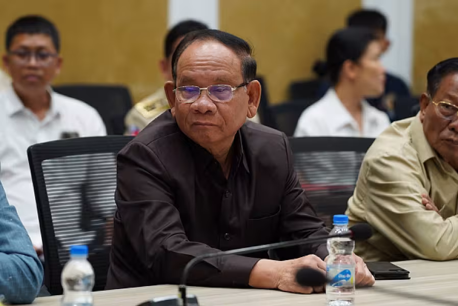 ឯកឧត្តម ទេសរដ្ឋមន្រ្តី គន់ គីម អញ្ជើញដឹកនាំកិច្ចប្រជុំត្រួតពិនិត្យលទ្ធផលការងារត្រៀមរៀបចំមហាសន្និបាតវិសមញ្ញតំណាងសមាគមអតីតយុទ្ធជនកម្ពុជាទូទាំងប្រទេសនាស្អែកនេះ - Image 7