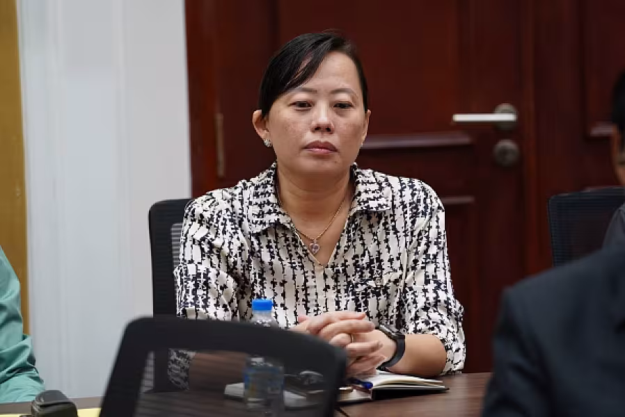 ឯកឧត្តម ទេសរដ្ឋមន្រ្តី គន់ គីម អញ្ជើញដឹកនាំកិច្ចប្រជុំត្រួតពិនិត្យលទ្ធផលការងារត្រៀមរៀបចំមហាសន្និបាតវិសមញ្ញតំណាងសមាគមអតីតយុទ្ធជនកម្ពុជាទូទាំងប្រទេសនាស្អែកនេះ - Image 13