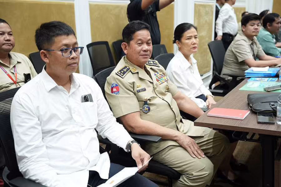 ឯកឧត្តម ទេសរដ្ឋមន្រ្តី គន់ គីម អញ្ជើញដឹកនាំកិច្ចប្រជុំត្រួតពិនិត្យលទ្ធផលការងារត្រៀមរៀបចំមហាសន្និបាតវិសមញ្ញតំណាងសមាគមអតីតយុទ្ធជនកម្ពុជាទូទាំងប្រទេសនាស្អែកនេះ - Image 24