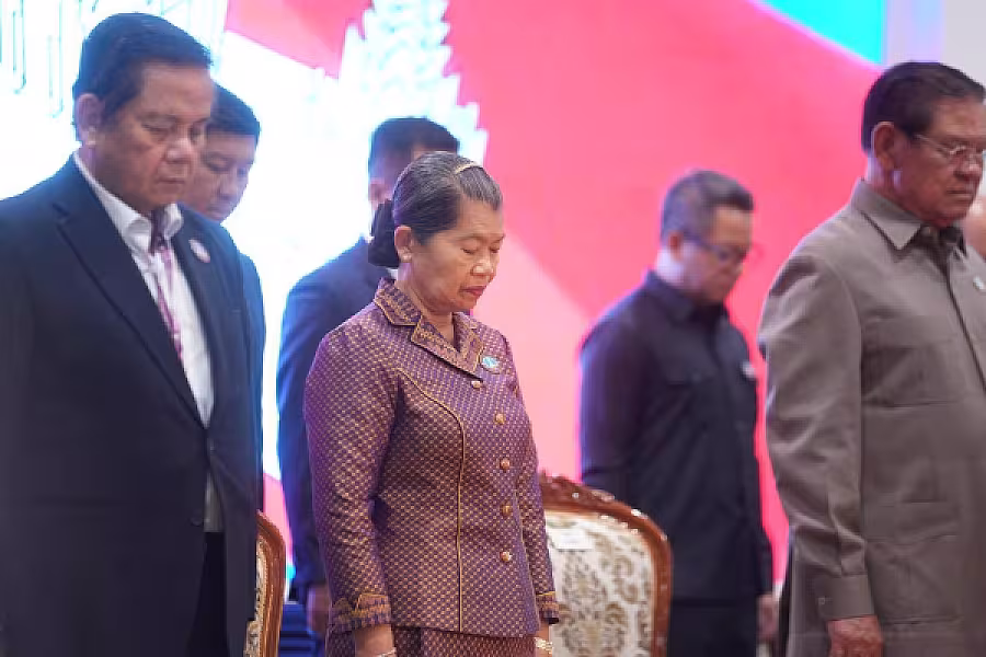 សម្ដេចតេជោ ហ៊ុន សែន អញ្ជើញជាអធិបតីក្នុងមហាសន្និបាតវិសាមញ្ញតំណាងសមាគមអតីតយុទ្ធជនកម្ពុជាទូទាំងប្រទេស   - Image 5