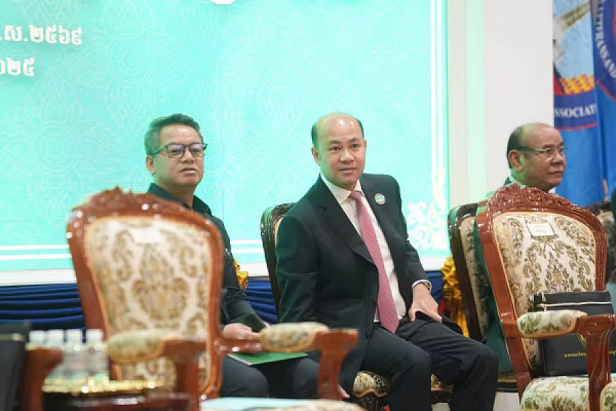 សម្ដេចតេជោ ហ៊ុន សែន អញ្ជើញជាអធិបតីក្នុងមហាសន្និបាតវិសាមញ្ញតំណាងសមាគមអតីតយុទ្ធជនកម្ពុជាទូទាំងប្រទេស   - Image 19