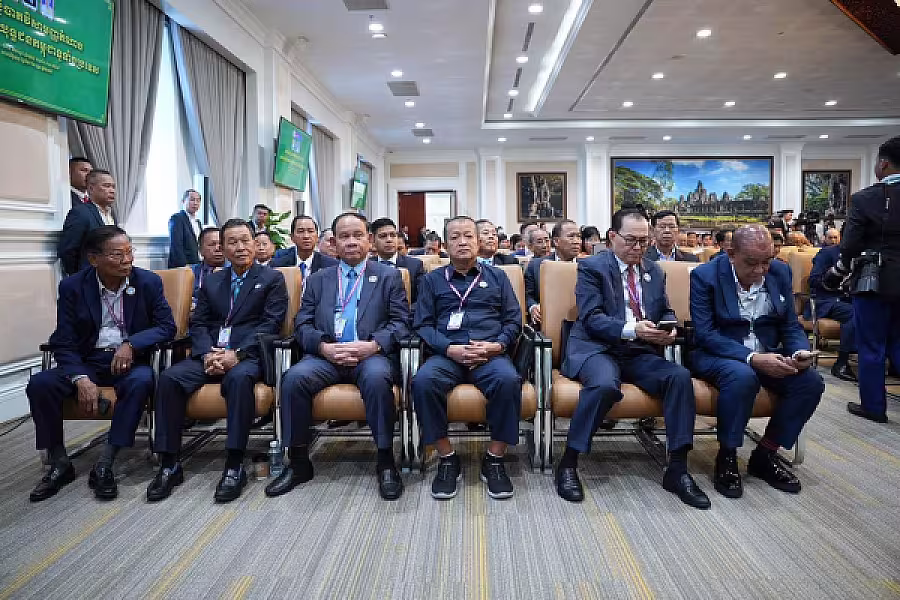 សម្ដេចតេជោ ហ៊ុន សែន អញ្ជើញជាអធិបតីក្នុងមហាសន្និបាតវិសាមញ្ញតំណាងសមាគមអតីតយុទ្ធជនកម្ពុជាទូទាំងប្រទេស   - Image 42