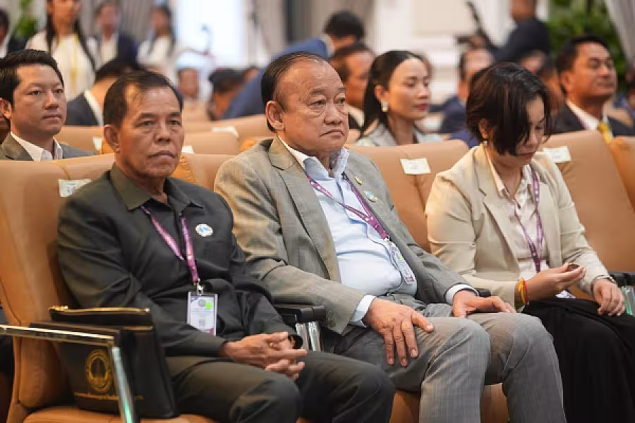 សម្ដេចតេជោ ហ៊ុន សែន អញ្ជើញជាអធិបតីក្នុងមហាសន្និបាតវិសាមញ្ញតំណាងសមាគមអតីតយុទ្ធជនកម្ពុជាទូទាំងប្រទេស   - Image 49