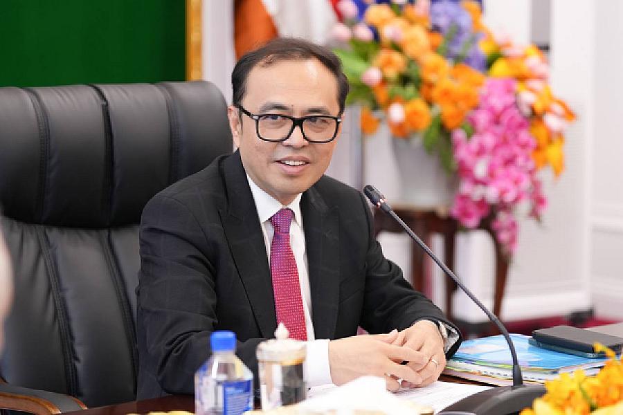 ឯកឧត្តម វង្សី វិស្សុត ចូលរួមបរិច្ចាគថវិកាគាំទ្រការសាងសង់ផ្ទះជូនអតីតយុទ្ធជន និងនិវត្តជន ចំនួន ៣ខ្នង