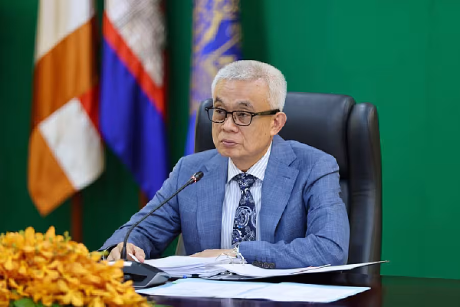 ឯកឧត្តមអគ្គបណ្ឌិតសភាចារ្យ អូន ព័ន្ធមុនីរ័ត្ន ចូលរួមបរិច្ចាគថវិកាគាំទ្រការសាងសង់ផ្ទះជូនអតីតយុទ្ធជន និងនិវត្តជន ចំនួន ៥ខ្នង