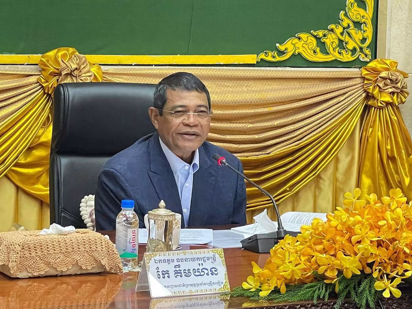 ឯកឧត្តម កែ គឹមយ៉ាន ចូលរួមបរិច្ចាគថវិកាគាំទ្រការសាងសង់ផ្ទះជូនអតីតយុទ្ធជន និងនិវត្តជន ចំនួន ១០ខ្នង