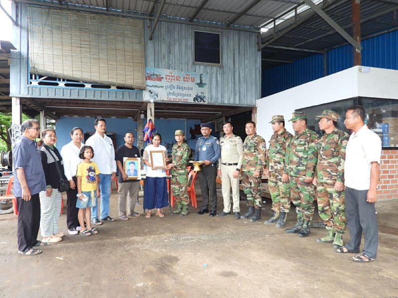 អ.ន.ក ខេត្តបាត់ដំបង នាំយកថវិកាបេឡាមរណសង្គ្រោះជូនគ្រួសារអតីតយុទ្ធជនចំនួន ២គ្រួសារ - Image 6