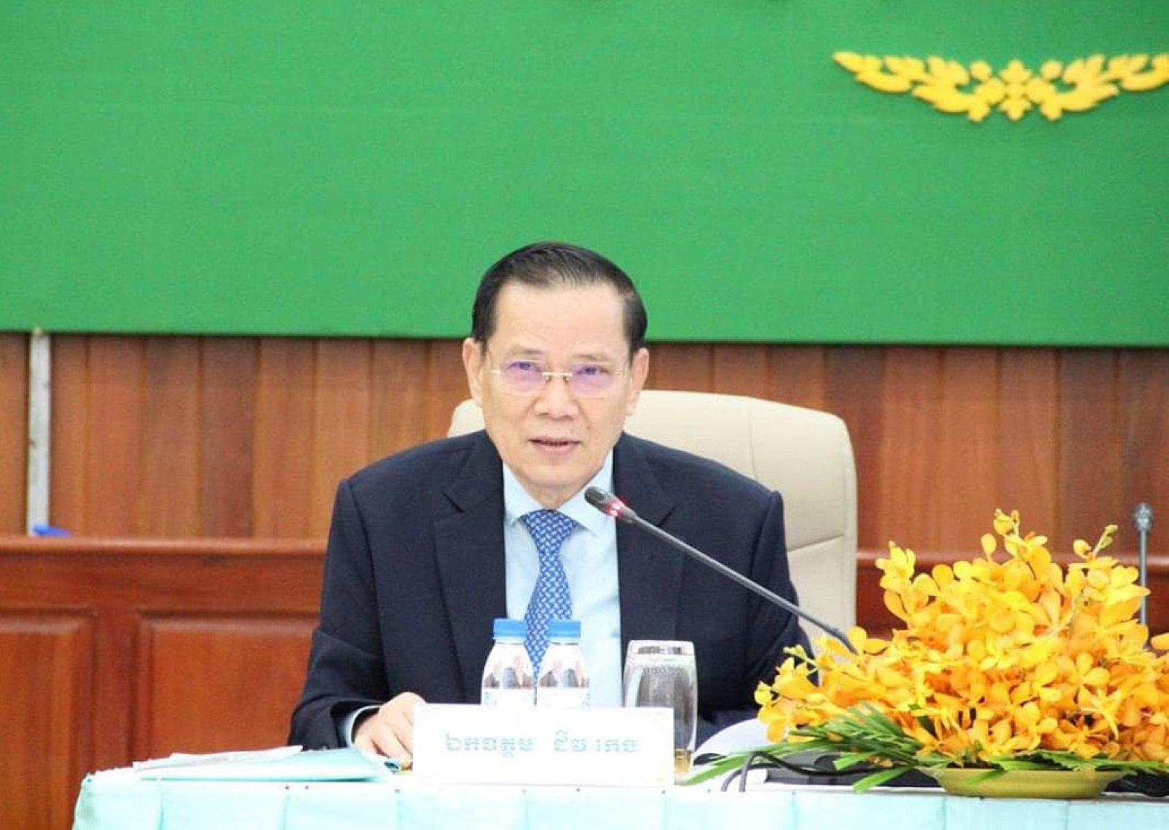 ឯកឧត្តមបណ្ឌិត ជីវ កេង ប្រធានតុលាការកំពូល ចូលរួមបរិច្ចាគថវិកាគាំទ្រការសាងសង់ផ្ទះជូនអតីតយុទ្ធជន និងនិវត្តជន ចំនួន ៥ខ្នង