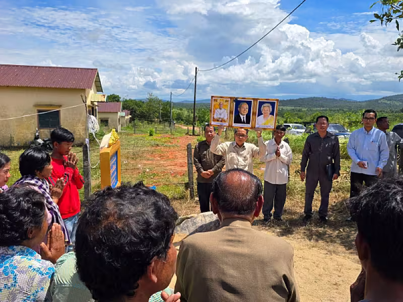 អតីតយុទ្ធជន ក្នុងខេត្តព្រះសីហនុ ទទួលបានអណ្តូងទឹកសម្រាប់ប្រើប្រាស់ចំនួន ១០អណ្តូងពីព្រះករុណាព្រះបាទសម្ដេចព្រះបរមនាថ នរោត្ដមសីហមុនី  - Image 9