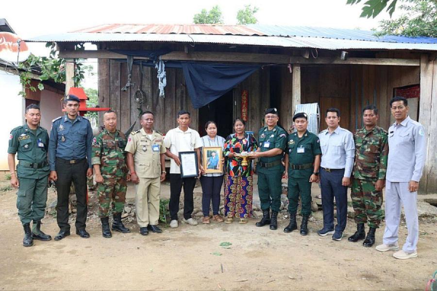 អ.ន.ក. ខេត្តប៉ៃលិន នាំយកថវិកាបេឡាមរណសង្គ្រោះជូនគ្រួសារសពអតីតយុទ្ធជនចំនួន ៣គ្រួសារ - Image 4