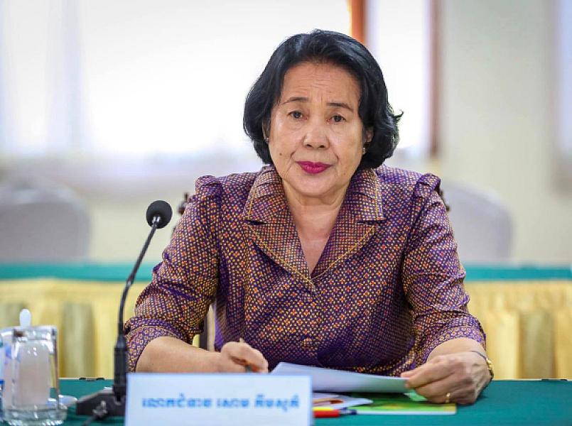 លោកជំទាវបណ្ឌិត សោម គីមសួគ៌ ចូលរួមបរិច្ចាគថវិកាគាំទ្រការសាងសង់ផ្ទះជូនអតីតយុទ្ធជន និងនិវត្តជន ចំនួន ២ខ្នង