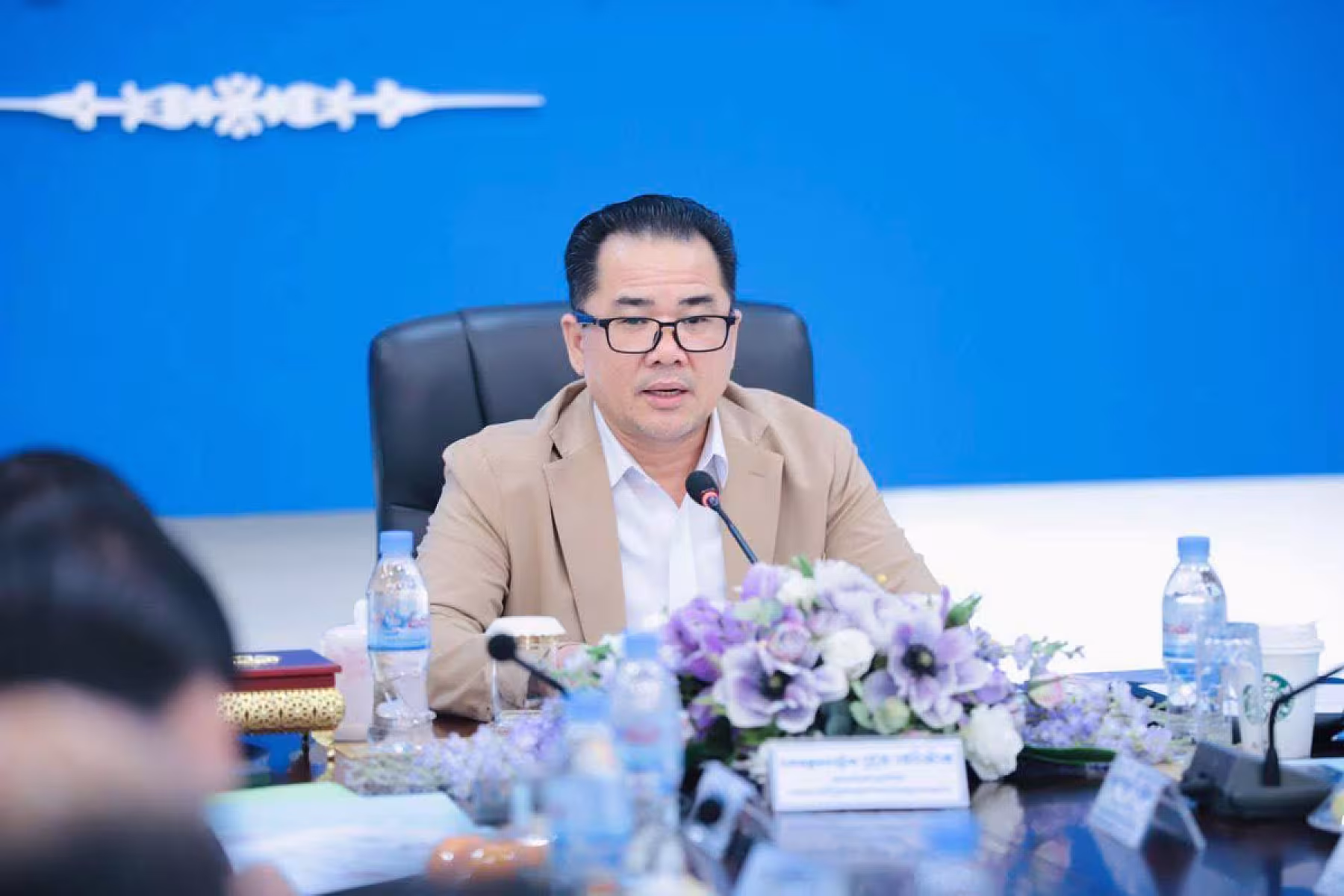 ឯកឧត្តមបណ្ឌិត ជ្រុន ថេរ៉ាវ៉ាត ចូលរួមបរិច្ចាគថវិកាគាំទ្រការសាងសង់ផ្ទះជូនអតីតយុទ្ធជន និងនិវត្តជន ចំនួន ២ខ្នង