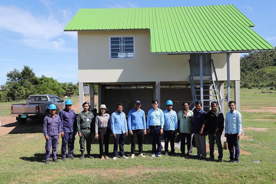 អ.ន.ក ខេត្តបាត់ដំបង ចុះពិនិត្យទីតាំងសាងសង់បណ្តាញអគ្គិសនី និងជួសជុលលូ នៅដីសម្បទានសង្គមកិច្ច - Image 4