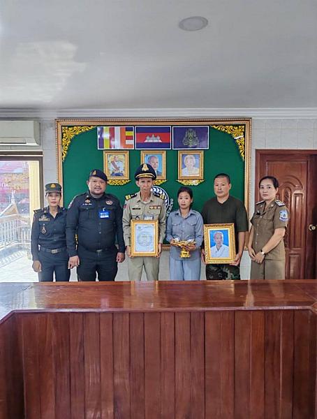 អ.ន.ក ក្រុងបាត់ដំបង នាំយកថវិកាបេឡាមរណសង្គ្រោះជូនគ្រួសារសពអតីតយុទ្ធជនមួយគ្រួសារ - Image 3