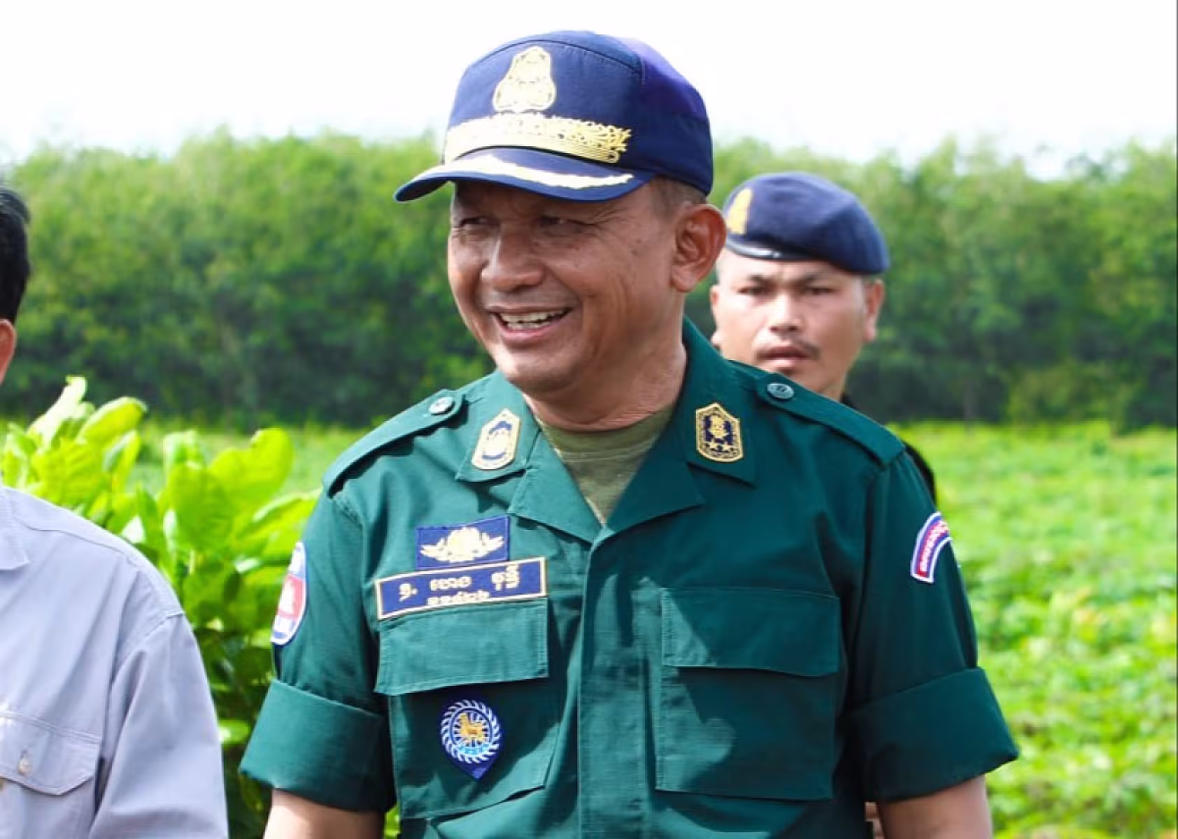 ឯកឧត្តម ឧត្តមសេនីយ៍ទោ ហេង វុទ្ធី ស្នងការនគរបាលខេត្ត និងជាប្រធានស.អ.ក.ខេត្តកំពង់ចាម បានចូលរួមឧបត្ថម្ភថវិកាចំនួន ១០០០ដុល្លារ ដើម្បីរៀបចំមហាសន្និបាតវិសាមញ្ញតំណាងសមាគមអតីតយុទ្ធជនកម្ពុជាទូទាំងប្រទេស