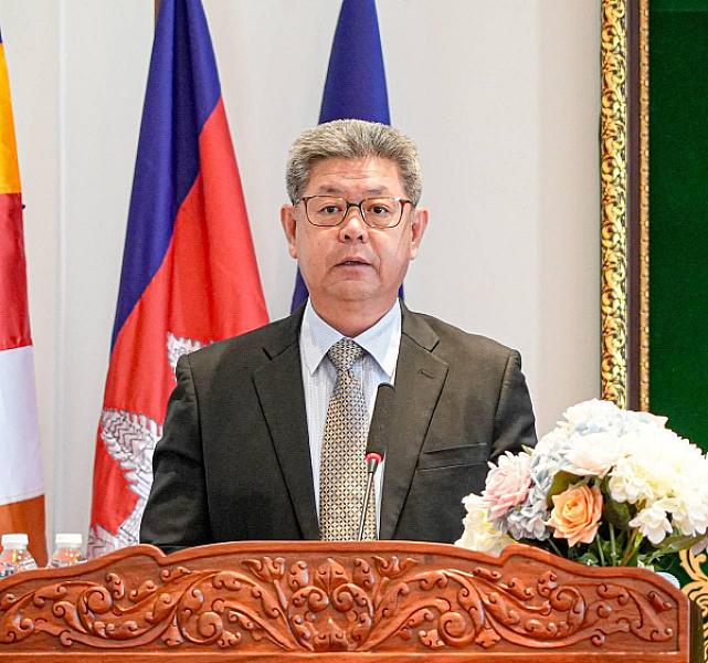 ឯកឧត្តម គួច ចំរើន អភិបាល ចូលរួមបរិច្ចាគថវិកាគាំទ្រការសាងសង់ផ្ទះជូនអតីតយុទ្ធជន និងនិវត្តជន ចំនួន ២ខ្នង