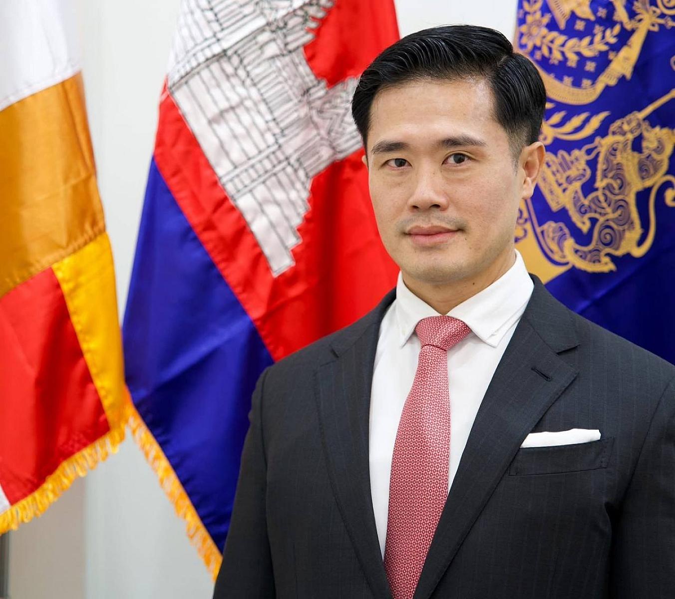 ឯកឧត្តម ផារ៉ា មង្គល ចូលរួមបរិច្ចាគថវិកាគាំទ្រការសាងសង់ផ្ទះជូនអតីតយុទ្ធជន និងនិវត្តជន ចំនួន ១ខ្នង