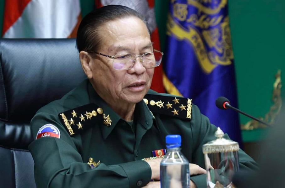 ឯកឧត្តម នាយឧត្តមសេនីយ៍ ម៉ឹង សំផន ចូលរួមបរិច្ចាគថវិកាគាំទ្រការសាងសង់ផ្ទះជូនអតីតយុទ្ធជន និងនិវត្តជន ចំនួន ២ខ្នង