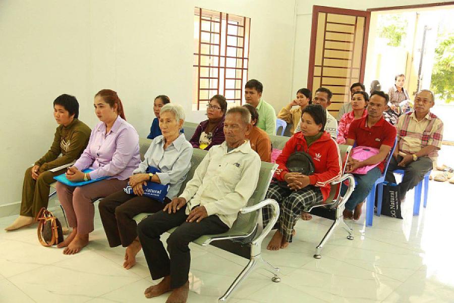 គ្រួសារសពអតីតយុទ្ធជន ១២គ្រួសារ នៅខេត្តសៀមរាប ទទួលបានប្រាក់ធានារ៉ាប់រងសង្គមមួយលើកដំបូង - Image 9