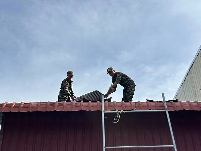 មេបញ្ជាការយោធភូមិភាគកណ្តាល នាំយកអំណោយជួយដល់អតីតយុទ្ធជនពិការក្នុងក្រុងតាខ្មៅ - Image 6