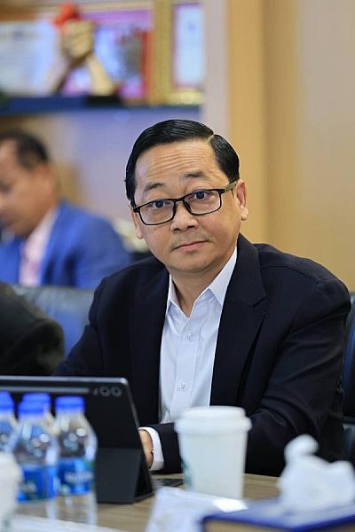 ឯកឧត្តម គន់ គីម ដឹកនាំកិច្ចប្រជុំពិភាក្សាការងាររៀបចំលិខិតបទដ្ឋានគតិយុត្តរបស់សមាគមអតីតយុទ្ធជន និងនិវត្តជនកម្ពុជា - Image 11