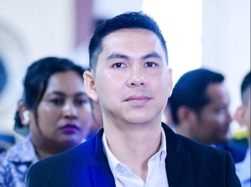 លោក ស៊ឹម សេរីវុឌ្ឍ ប្រធានសាខាមូលនិធិជាតិជំនួយសង្គមខេត្តកំពត ចូលរួមថវិកា ២០ម៉ឺនរៀល ដើម្បីរៀបចំមហាសន្និបាតវិសាមញ្ញតំណាងសមាគមអតីតយុទ្ធជនកម្ពុជាទូទាំងប្រទេស