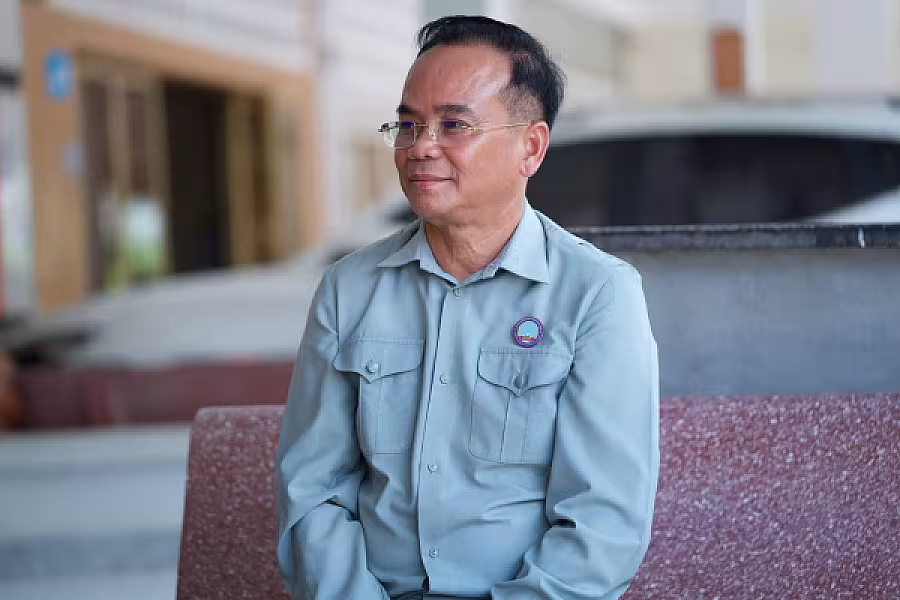 ឧត្តមសេនីយ៍ត្រី ហុក ចន្តា ចុះជួបសំណេះសំណាលជាមួយអតីតគ្រូបង្រៀនដែលត្រៀមចូលជាសមាជិកសមាគម