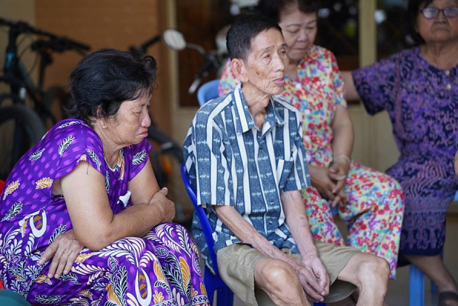 ឧត្តមសេនីយ៍ត្រី ហុក ចន្តា ចុះជួបសំណេះសំណាលជាមួយអតីតគ្រូបង្រៀនដែលត្រៀមចូលជាសមាជិកសមាគម - Image 4