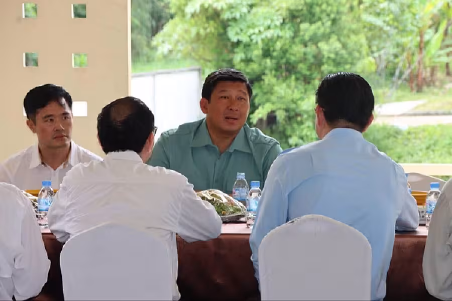 ឯកឧត្តម សាយ សំអាល់ ចុះជួបសំណេះសំណាល និងពិសារអាហារសាមគ្គី ជាមួយអតីតយុទ្ធជនក្នុងខេត្តព្រះសីហនុ - Image 2