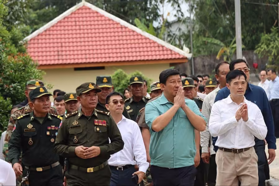 ឯកឧត្តម សាយ សំអាល់ ចុះជួបសំណេះសំណាល និងពិសារអាហារសាមគ្គី ជាមួយអតីតយុទ្ធជនក្នុងខេត្តព្រះសីហនុ - Image 7