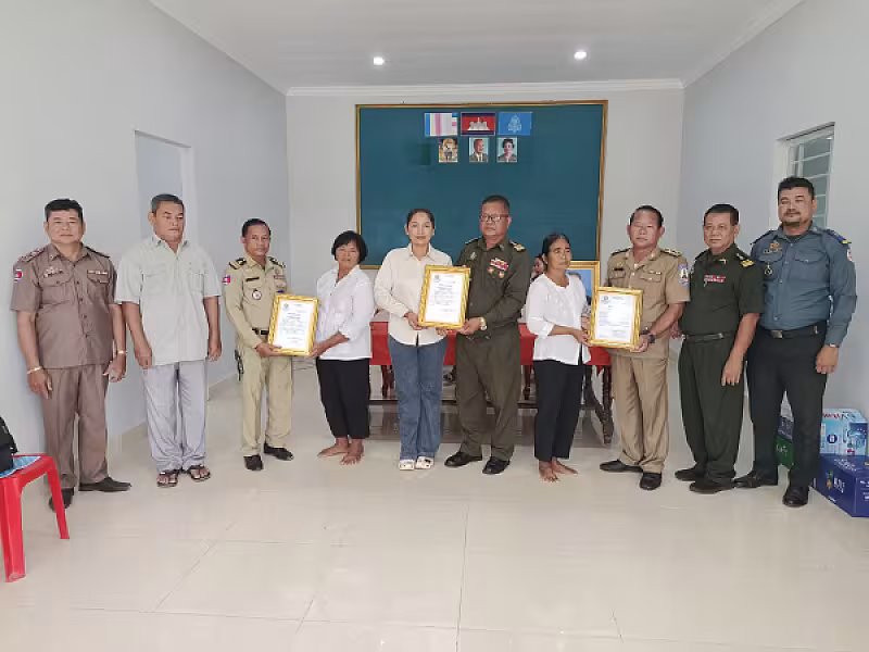 អ.ន.ក ខេត្តកំពង់ឆ្នាំង នាំយកថវិកាបេឡាមរណសង្គ្រោះជូនគ្រួសារសពអតីតយុទ្ធជនចំនួន ៤គ្រួសារ - Image 3